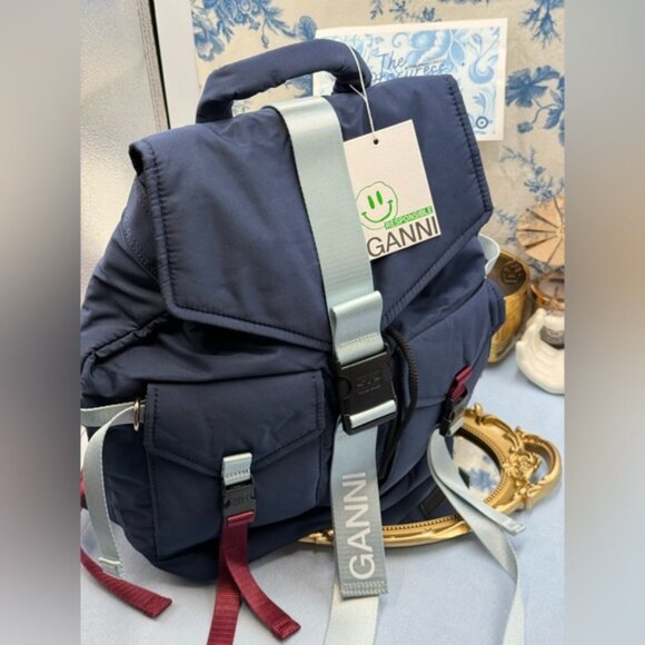 🆕 GANNI 🧿 NWT Recycled Tech Backpack, Peacoat Blue & Burgundy Straps - Picture 2 of 11